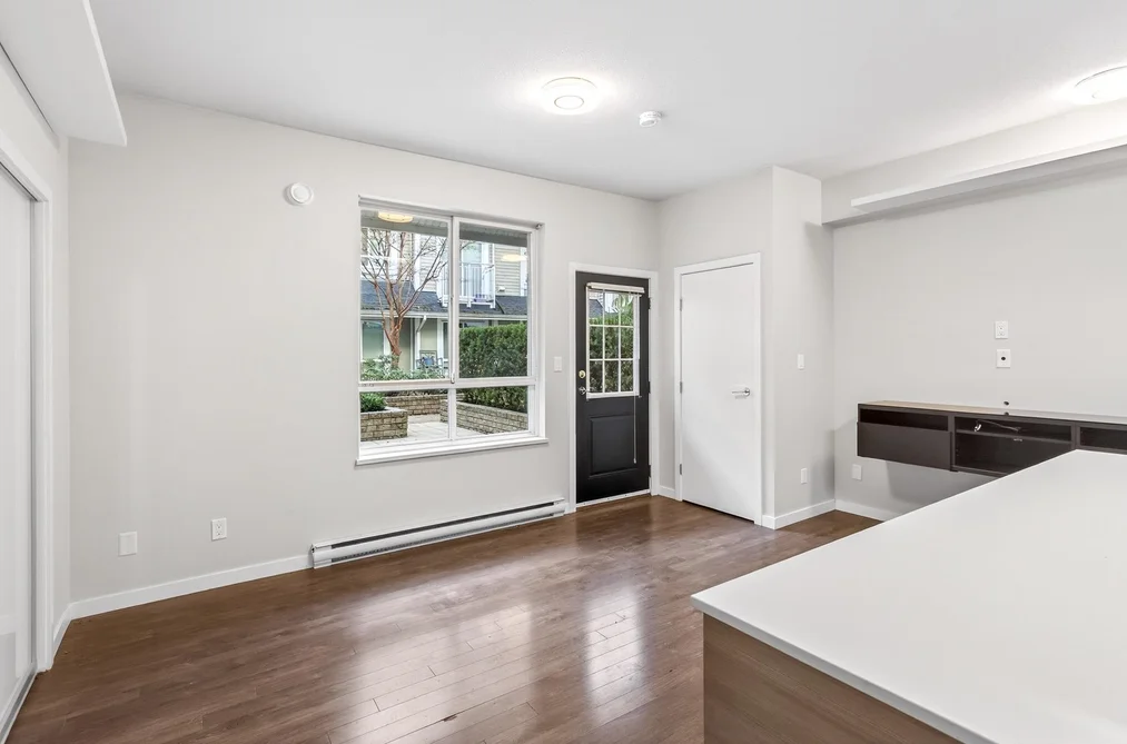 8 6965 HASTINGS STREET, Burnaby BC V5B 1S9, Burnaby BC — Residential for Sale - Photo 7