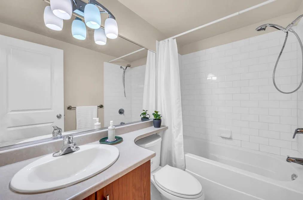 8 7136 18TH AVENUE, Burnaby BC V3N 1H1, Burnaby BC — Residential for Sale — Photo 14 of 22