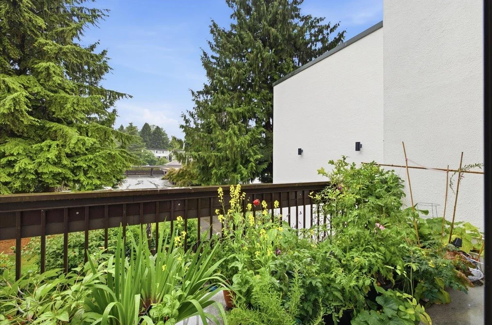8 7363 MONTECITO DRIVE, Burnaby, BC — Residential for Sale — Photo 11 of 24