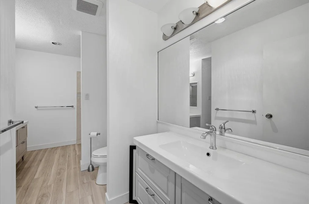 8 7363 MONTECITO DRIVE, Burnaby, BC — Residential for Sale — Photo 18 of 24