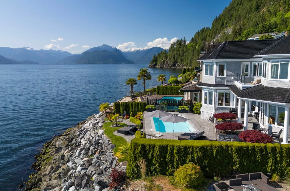 House for sale at 8 Ocean Point Drive West Vancouver British Columbia - MLS: R3127651