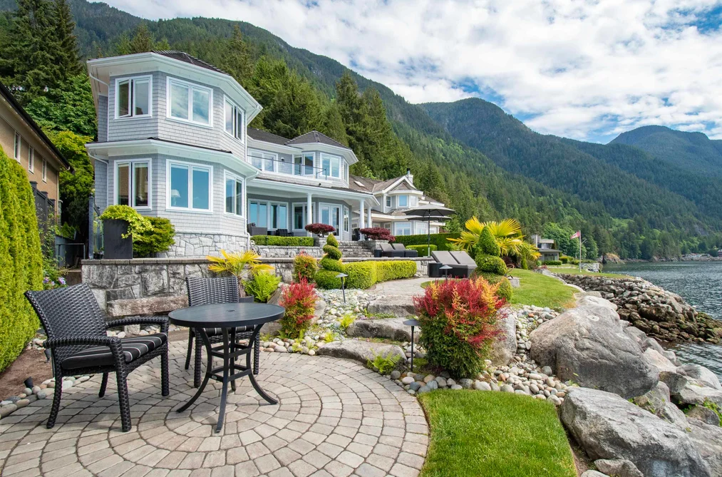 8 OCEAN POINT DRIVE, West Vancouver BC V7W 3G7, West Vancouver BC — Residential for Sale - Photo 2