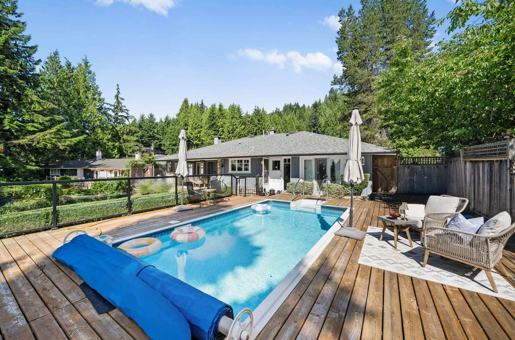 House for sale at 80 Glenmore Drive West Vancouver British Columbia - MLS: R3144095