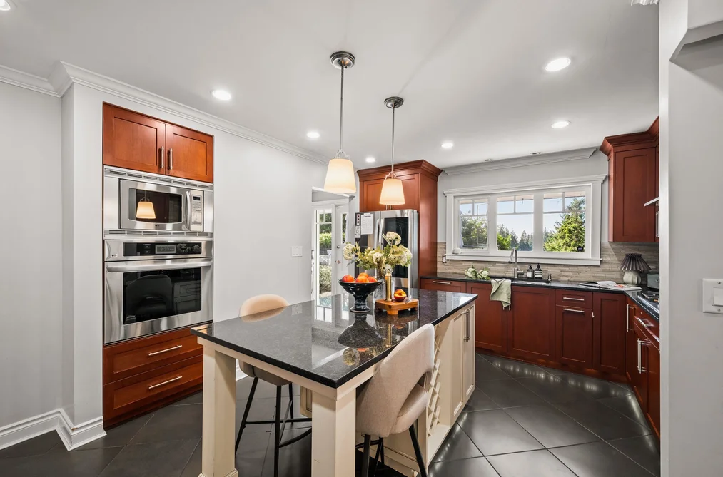 80 GLENMORE DRIVE, West Vancouver, BC — Residential for Sale — Photo 14 of 40