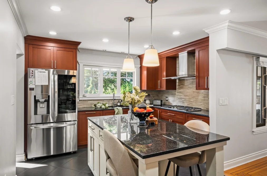 80 GLENMORE DRIVE, West Vancouver, BC — Residential for Sale — Photo 15 of 40