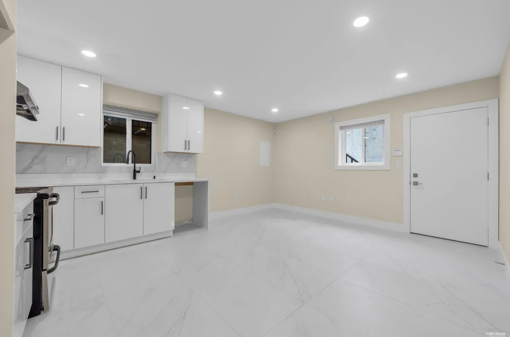 800 Montroyal Boulevard, North Vancouver, BC - MLS: R3164993 - Photo 26 800 Montroyal Boulevard, North Vancouver, BC - MLS: R3164993 - Photo 26