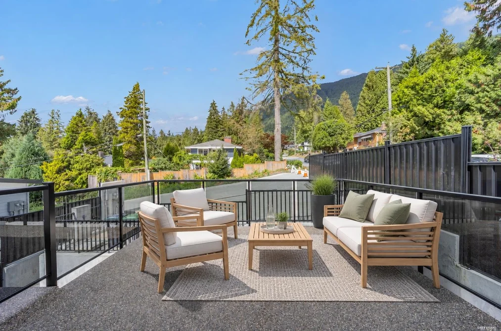 800 Montroyal Boulevard, North Vancouver, BC - MLS: R3164993 - Photo 39 800 Montroyal Boulevard, North Vancouver, BC - MLS: R3164993 - Photo 39