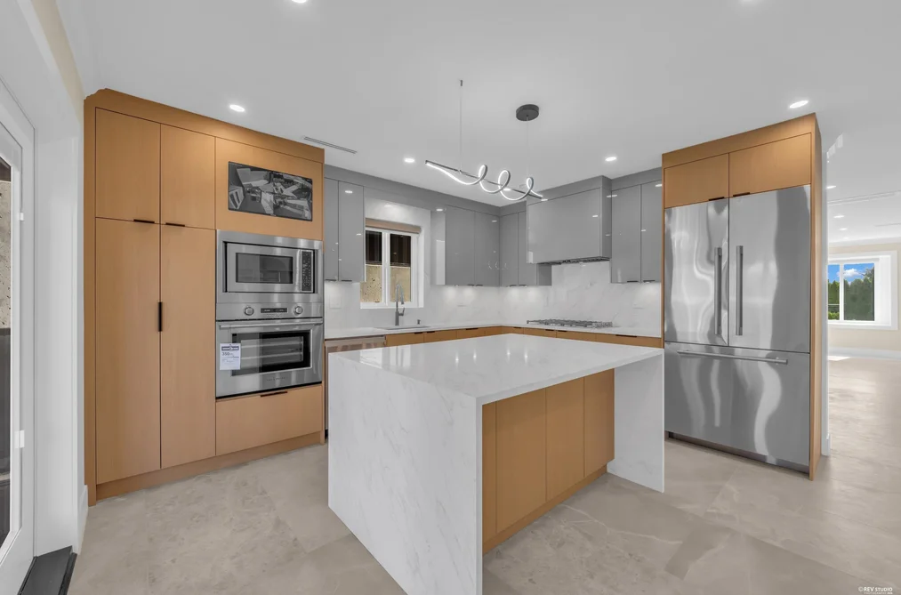 800 Montroyal Boulevard, North Vancouver, BC - MLS: R3164993 - Photo 8 800 Montroyal Boulevard, North Vancouver, BC - MLS: R3164993 - Photo 8