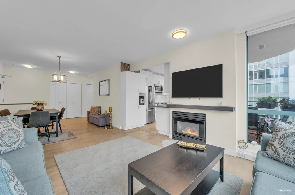 801 140 E 14 STREET, North Vancouver BC V7L 2N3, North Vancouver BC — Residential for Sale - Photo 6