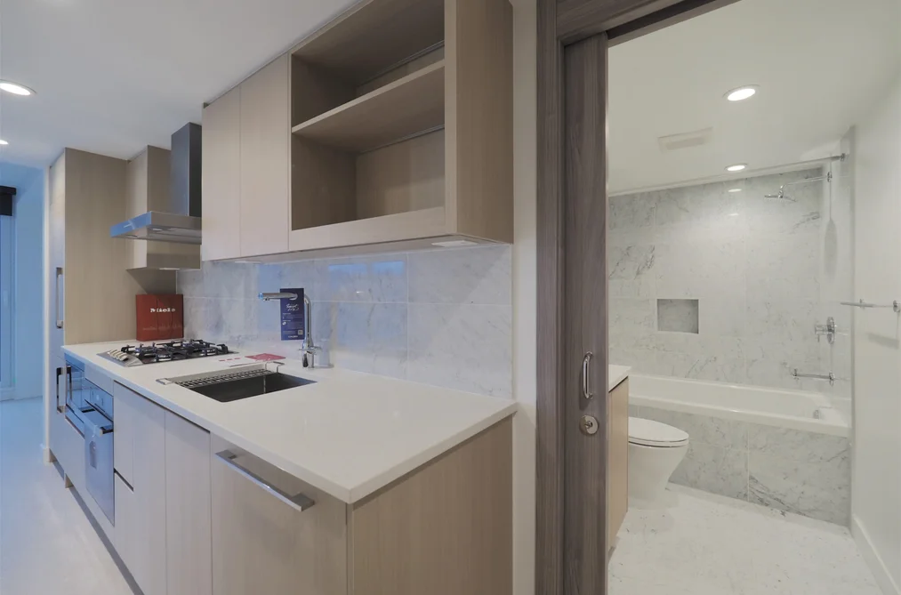 801 1768 COOK STREET, Vancouver BC V5Y 0N3, Vancouver BC — Residential for Sale - Photo 2
