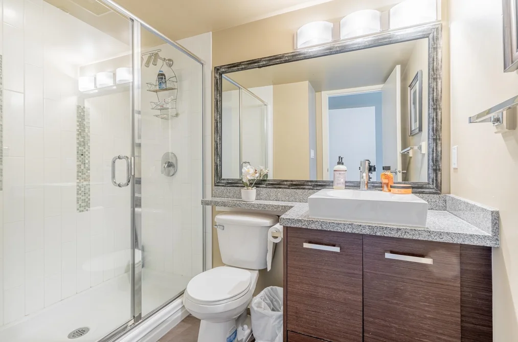 801 2959 GLEN DRIVE, Coquitlam BC V3B 0B8, Coquitlam BC — Residential for Sale - Photo 5