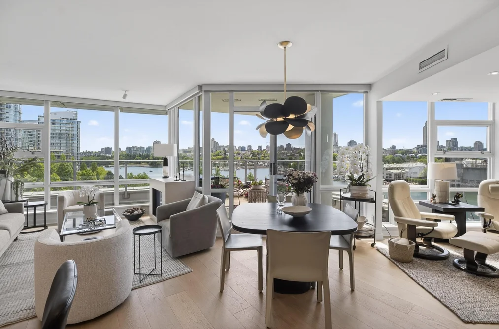 Condo for sale at 801 633 Kinghorne Mews Vancouver British Columbia - MLS: R3127330