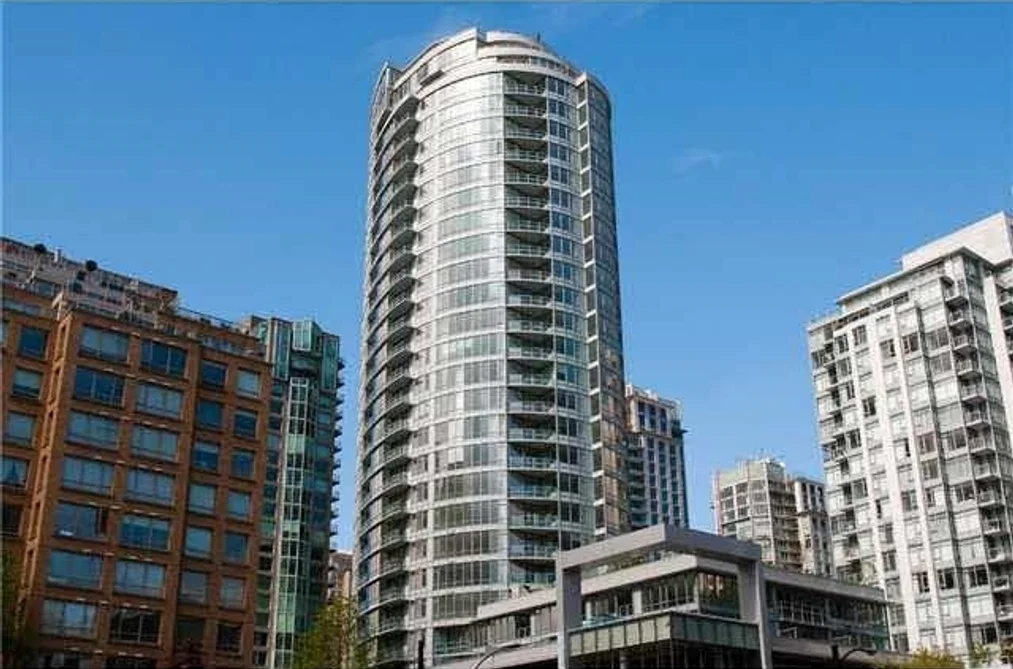 801 - 833 Homer Street, Vancouver, BC - MLS: R3179604 - Photo 1 801 - 833 Homer Street, Vancouver, BC - MLS: R3179604 - Photo 1