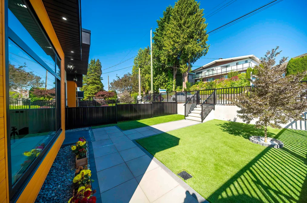 8014 11TH AVENUE, Burnaby BC V3N 2N7, Burnaby BC — Residential for Sale - Photo 4