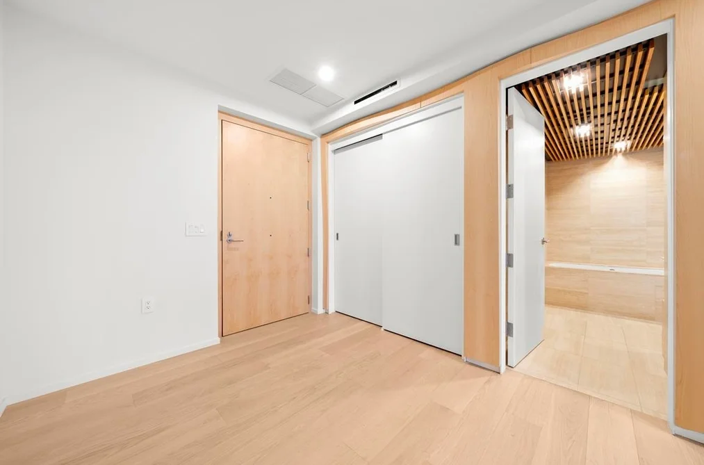 802 1568 ALBERNI STREET, Vancouver BC V6G 0E3, Vancouver BC — Residential for Sale - Photo 2