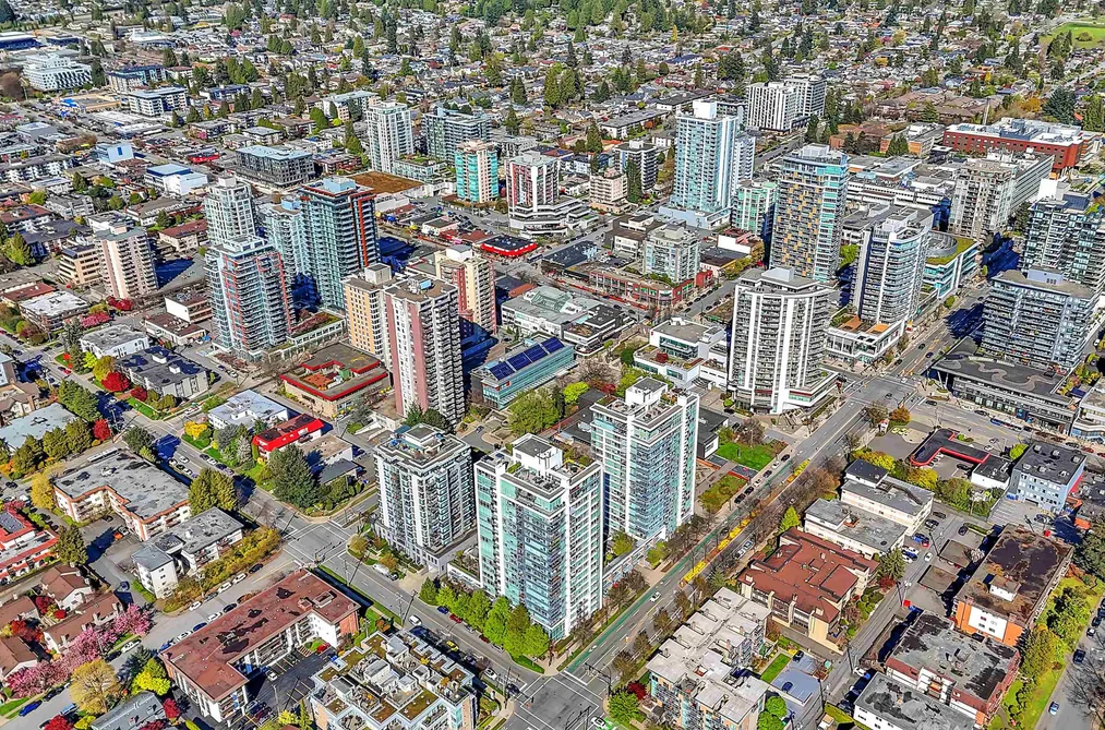 802 158 W 13TH STREET, North Vancouver BC V7M 0A7, North Vancouver BC — Residential for Sale - Photo 4