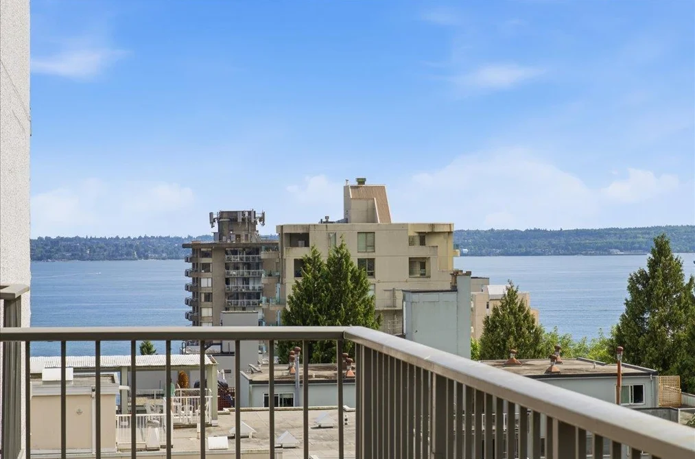 802 1745 ESQUIMALT AVENUE, West Vancouver BC V7V 1R7, West Vancouver BC — Residential for Sale — Photo 29 of 40