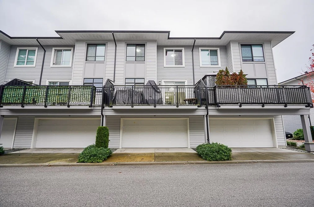 18505 Laurensen Pl Unit 802, Surrey, BC - MLS: R3178877