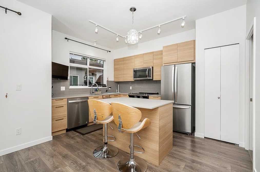 802-18505 Laurensen Place, Surrey, BC - Townhouse for Sale - Photo 13 of 39