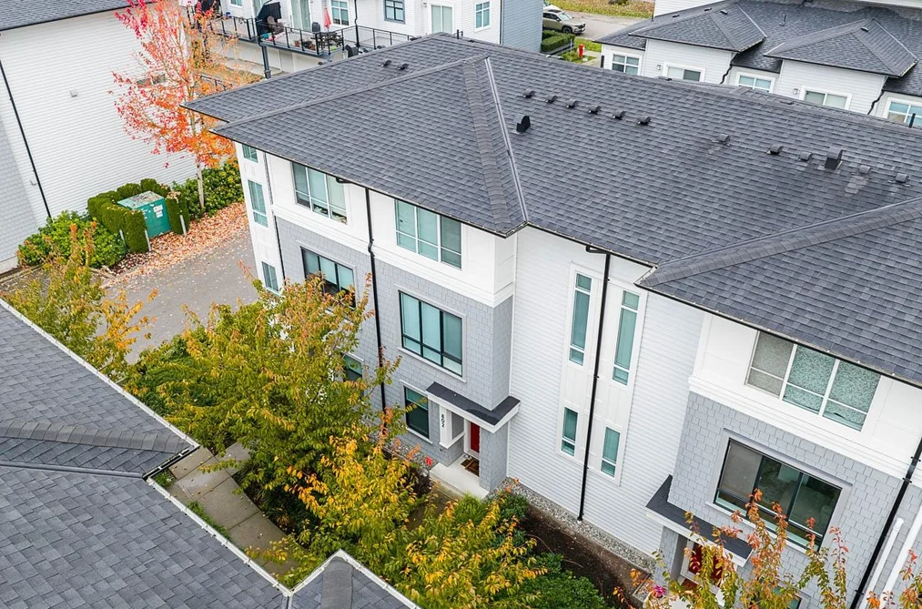 802-18505 Laurensen Place, Surrey, BC - Townhouse for Sale - Photo 2 of 39