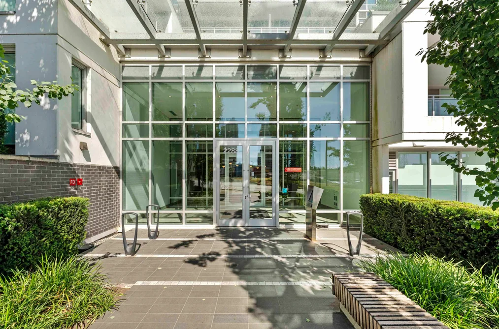 Condo for sale at 802 2288 Alpha Avenue Burnaby British Columbia - MLS: R3138316