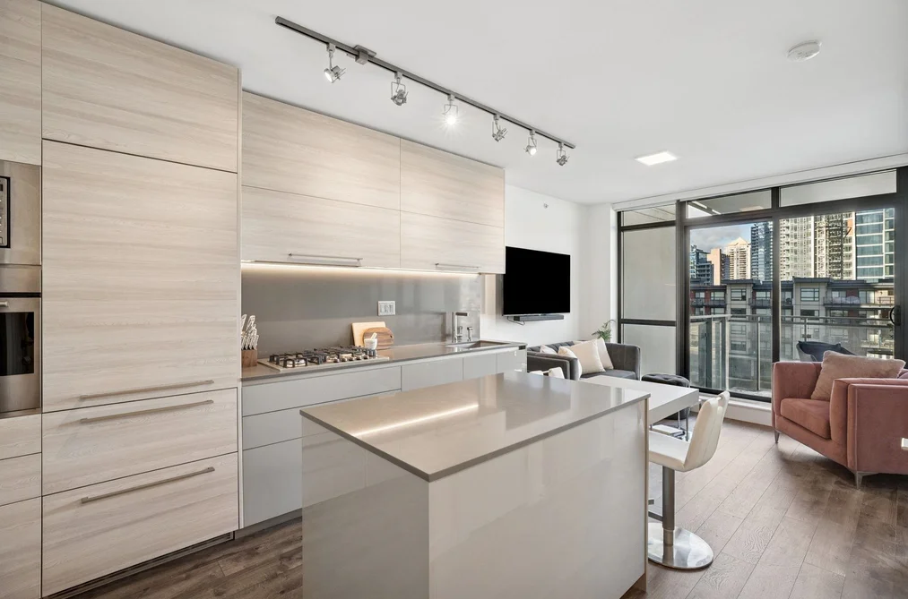 802 4488 JUNEAU STREET, Burnaby BC V5C 0M4, Burnaby BC — Residential for Sale - Photo 3