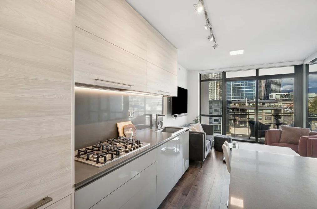 802 4488 JUNEAU STREET, Burnaby BC V5C 0M4, Burnaby BC — Residential for Sale - Photo 4