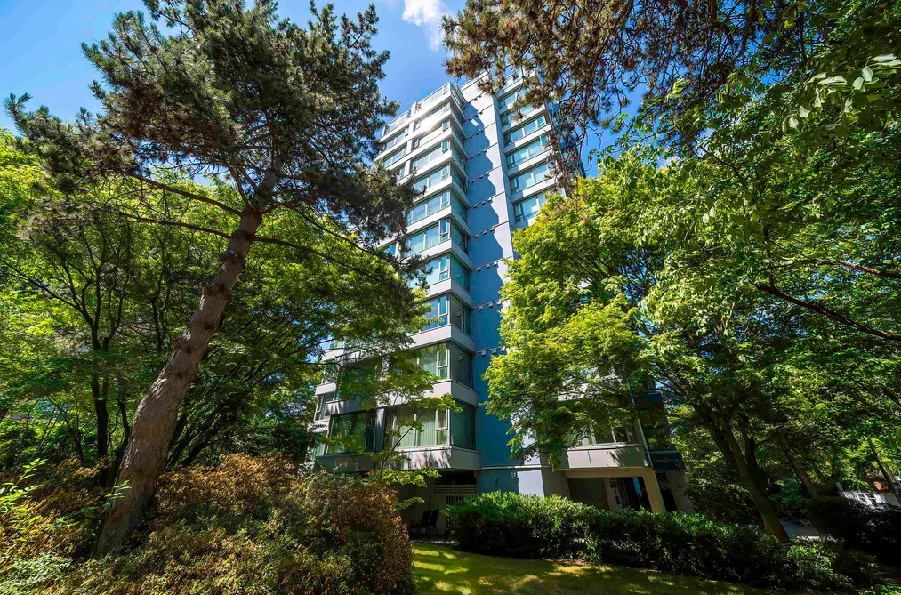 Condo for sale at 802 5425 Yew Street Vancouver British Columbia - MLS: R3142004