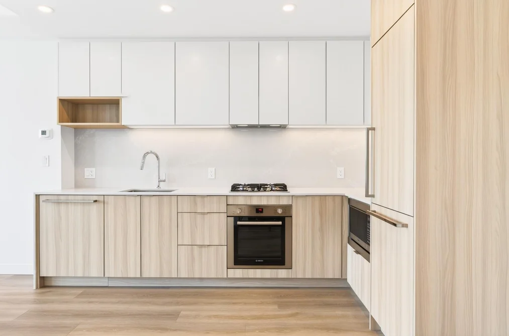 802 6087 WILSON AVENUE, Burnaby BC V5H 0M1, Burnaby BC — Residential for Sale - Photo 2