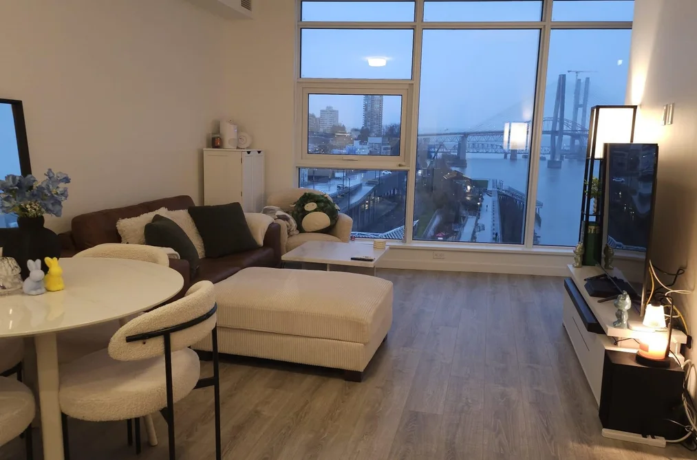 802 660 QUAYSIDE DRIVE, New Westminster BC V3M 0P1, New Westminster BC — Residential for Sale - Photo 2