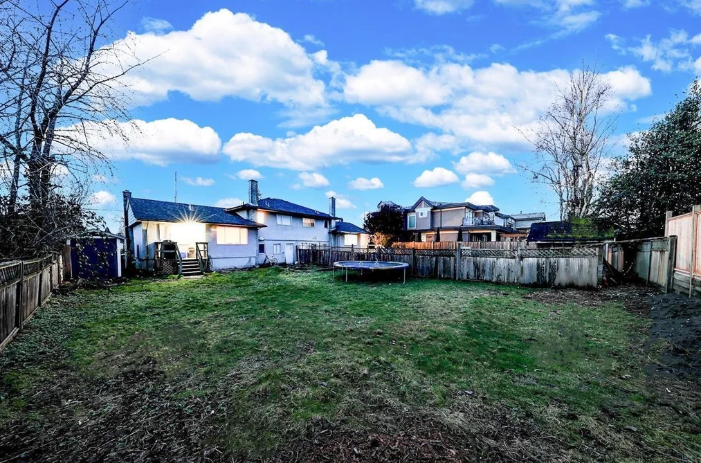8020 LUCAS ROAD, Richmond BC V6Y 1G3, Richmond BC — Residential for Sale - Photo 3