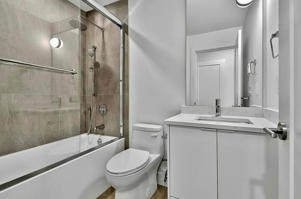 1 8029 MACPHERSON AVENUE, Burnaby BC V5J 4P5, Burnaby BC — Residential for Sale — Photo 31 of 37