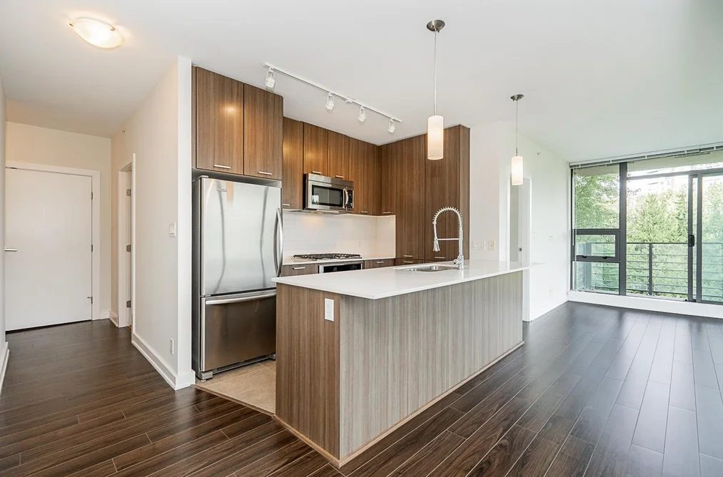 803 301 CAPILANO ROAD, Port Moody BC V3H 0G6, Port Moody BC — Residential for Sale — Photo 12 of 40