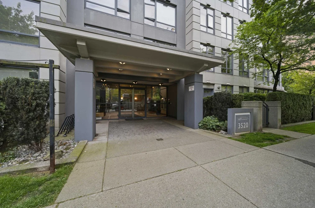 803 3520 CROWLEY DRIVE, Vancouver BC V5R 6G9, Vancouver BC — Residential for Sale - Photo 2