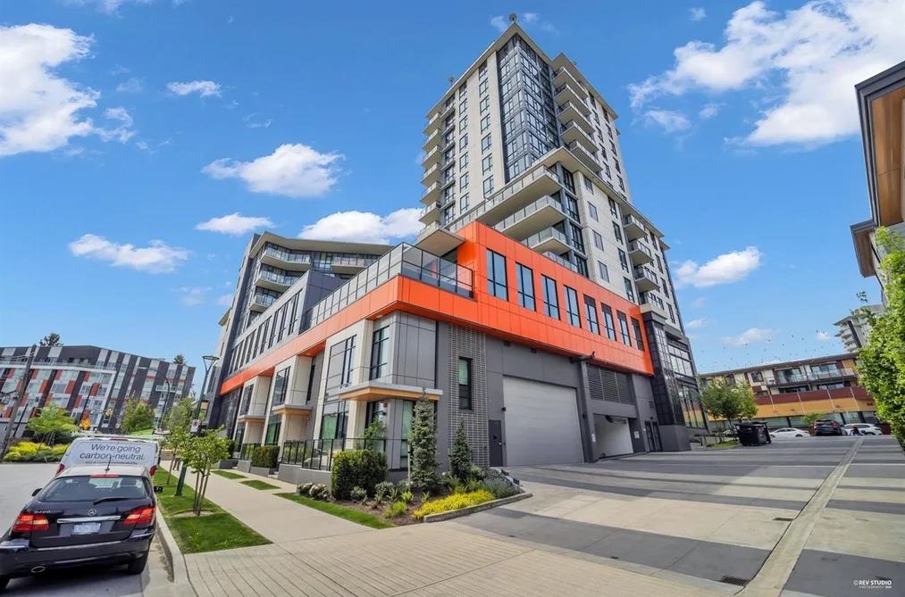 Condo for sale at 803 3996 Dumfries Street Vancouver British Columbia - MLS: R3152805