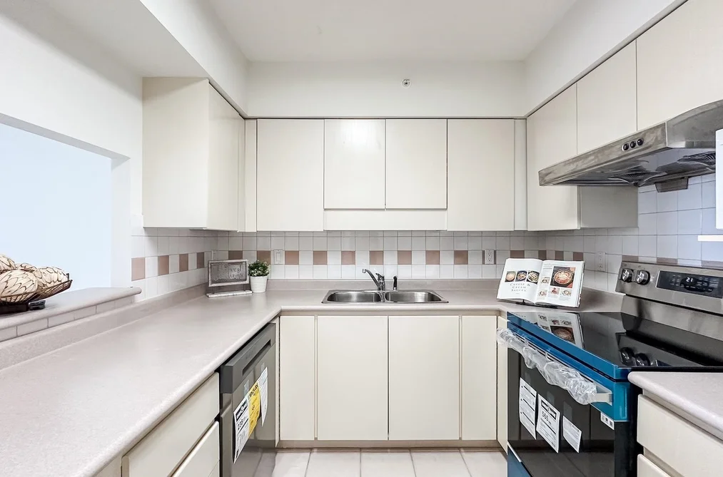 803 8248 LANSDOWNE ROAD, Richmond BC V6X 3Y9, Richmond BC — Residential for Sale - Photo 6