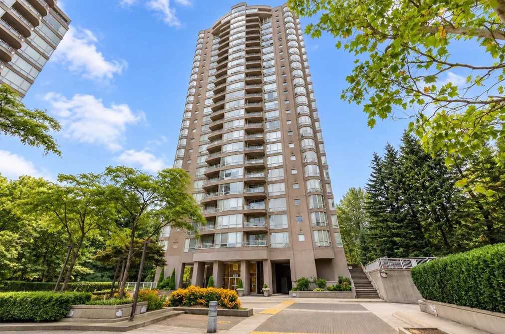 Condo for sale at 803 9603 Manchester Drive Burnaby British Columbia - MLS: R3162348
