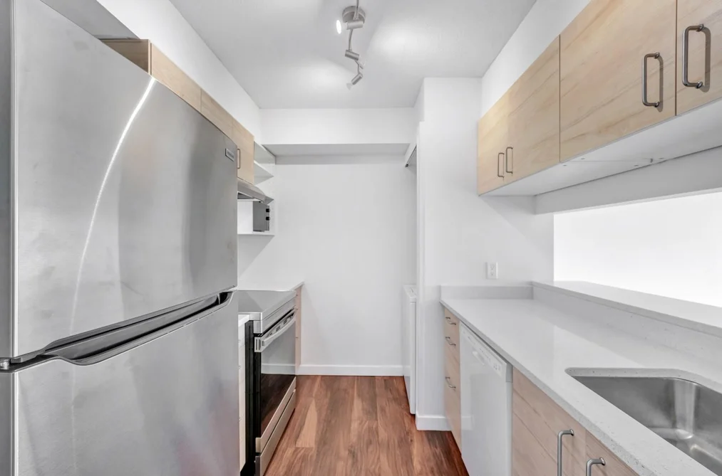 803 9830 WHALLEY BOULEVARD, Surrey BC V3T 5S7, Surrey BC — Residential for Sale - Photo 4