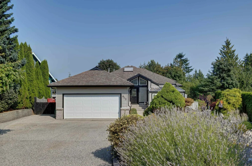 803 OCEANMOUNT BOULEVARD, Gibsons BC V0N 1V8, Gibsons BC — Residential for Sale - Photo 2