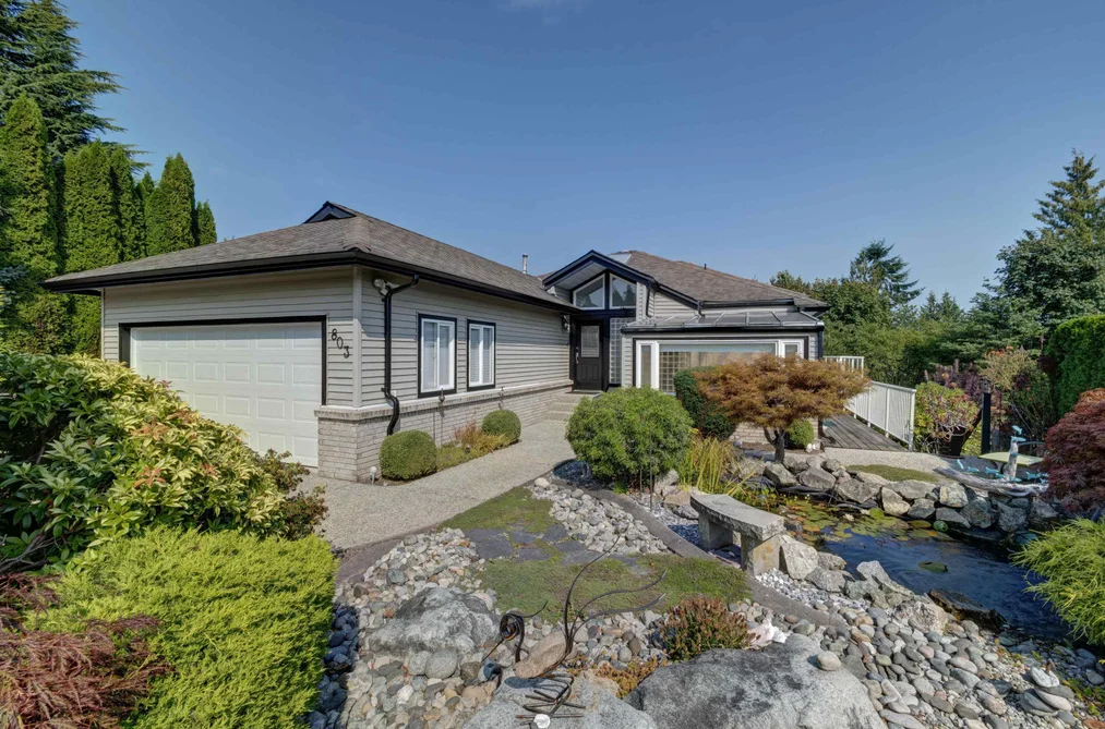803 OCEANMOUNT BOULEVARD, Gibsons BC V0N 1V8, Gibsons BC — Residential for Sale - Photo 3