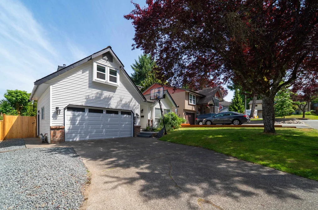 House for sale at 8034 138 Street Surrey British Columbia - MLS: R3131824