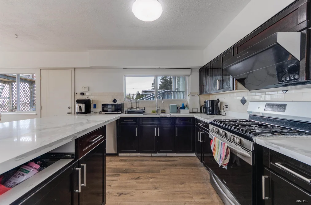 8035 NELSON AVENUE, Burnaby BC V5J 4E6, Burnaby BC — Residential for Sale - Photo 5
