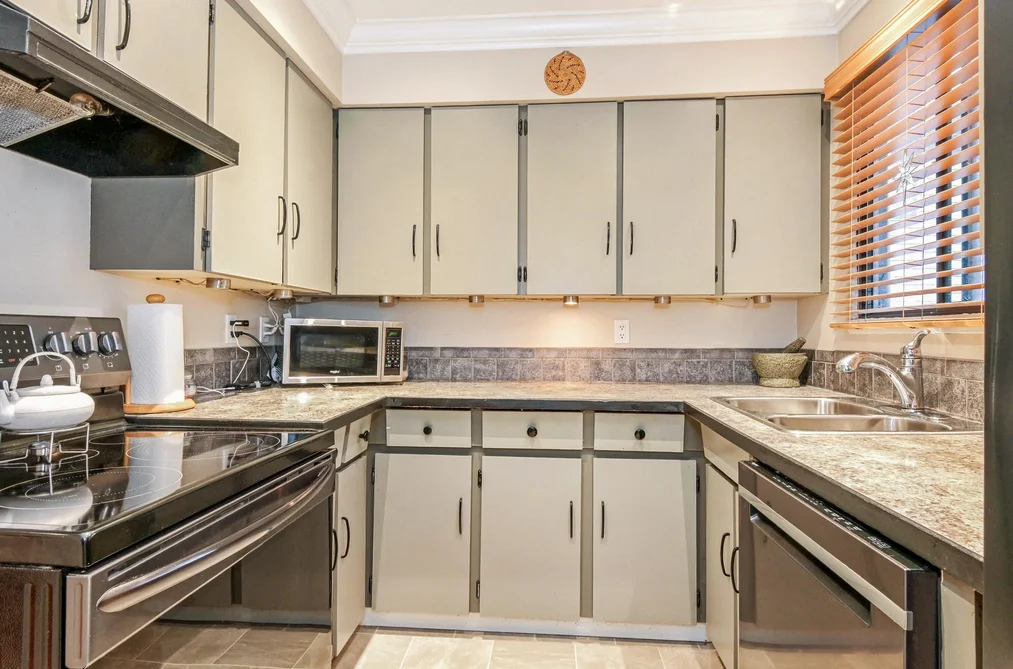 8037 139A STREET, Surrey BC V3W 6P9, Surrey BC — Residential for Sale - Photo 6