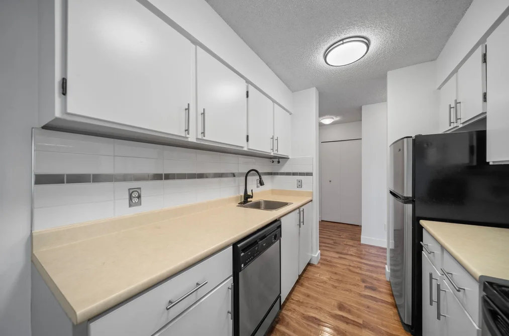 804 1026 QUEENS AVENUE, New Westminster BC V3M 6B2, New Westminster BC — Residential for Sale — Photo 17 of 35