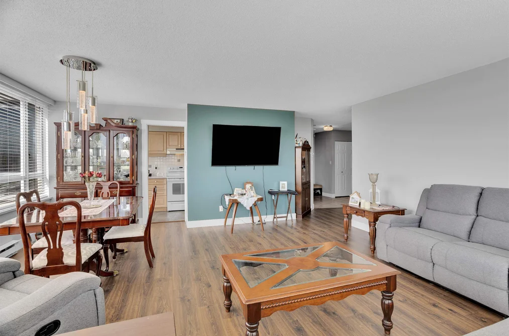 804 15030 101 AVENUE, Surrey BC V3R 0N3, Surrey BC — Residential for Sale - Photo 4