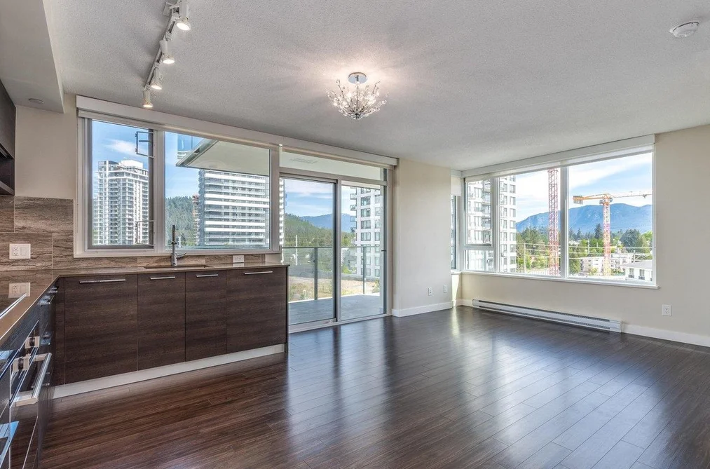 570 EMERSON STREET, Coquitlam BC V3J 0G3, Coquitlam BC — Residential for Sale - Photo 2