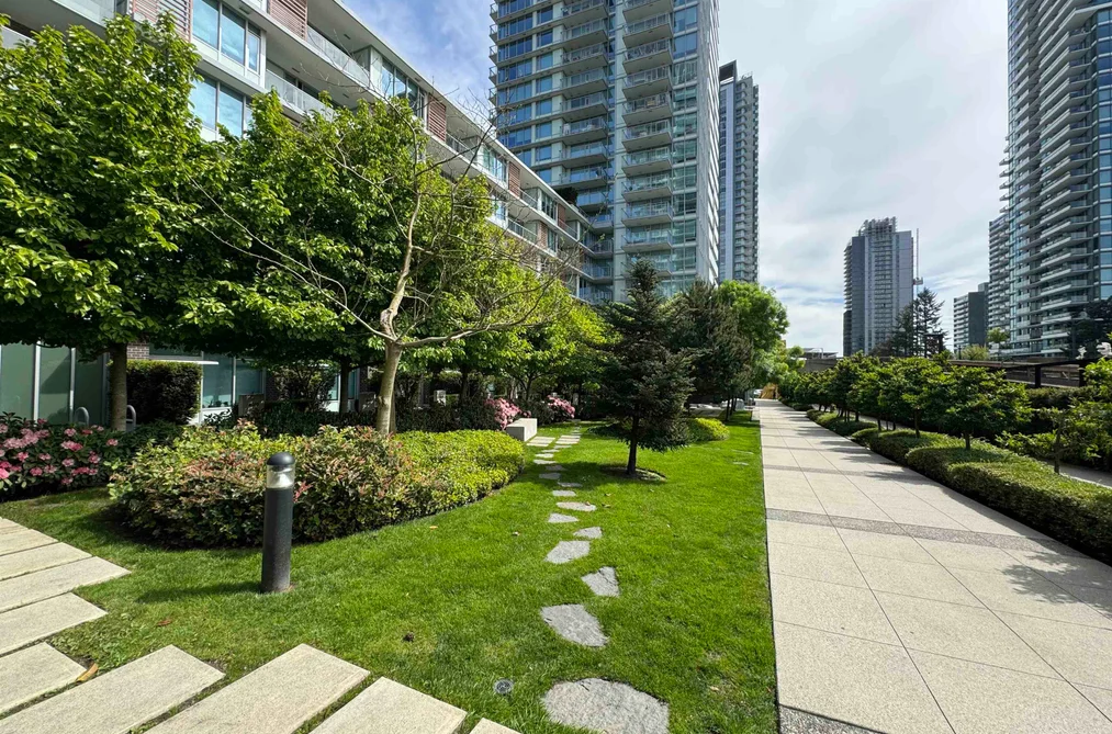 804 8031 NUNAVUT LANE, Vancouver BC V5X 0C9, Vancouver BC — Residential for Sale - Photo 5