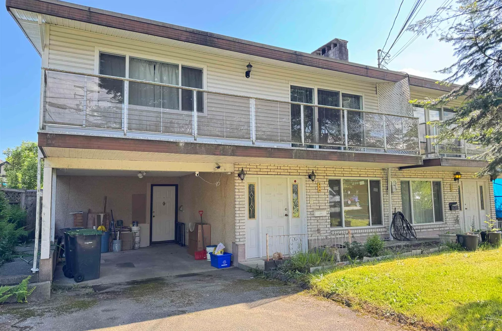 Duplex for sale at 804-806 Ingersoll Avenue Coquitlam British Columbia - MLS: R3121987