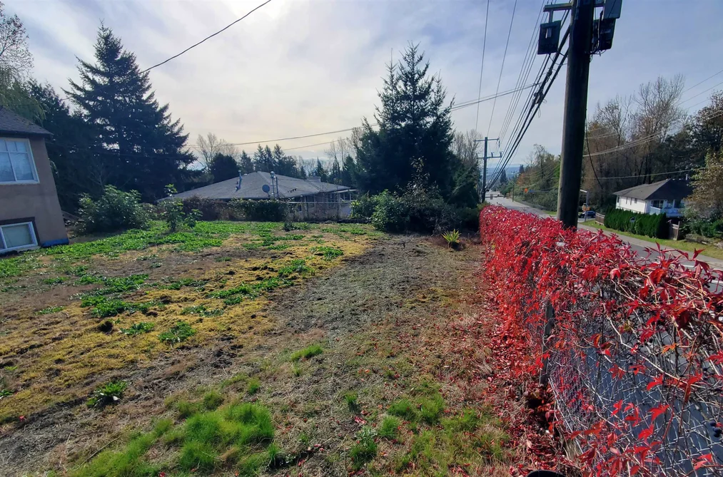 8042 CEDAR STREET, Mission BC V2V 3N1, Mission BC — Residential for Sale - Photo 4