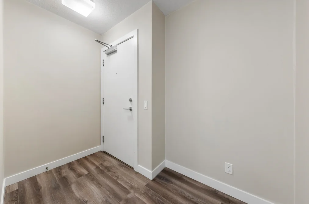 805 13398 104 AVENUE, Surrey BC V3T 1V6, Surrey BC — Residential for Sale — Photo 17 of 30